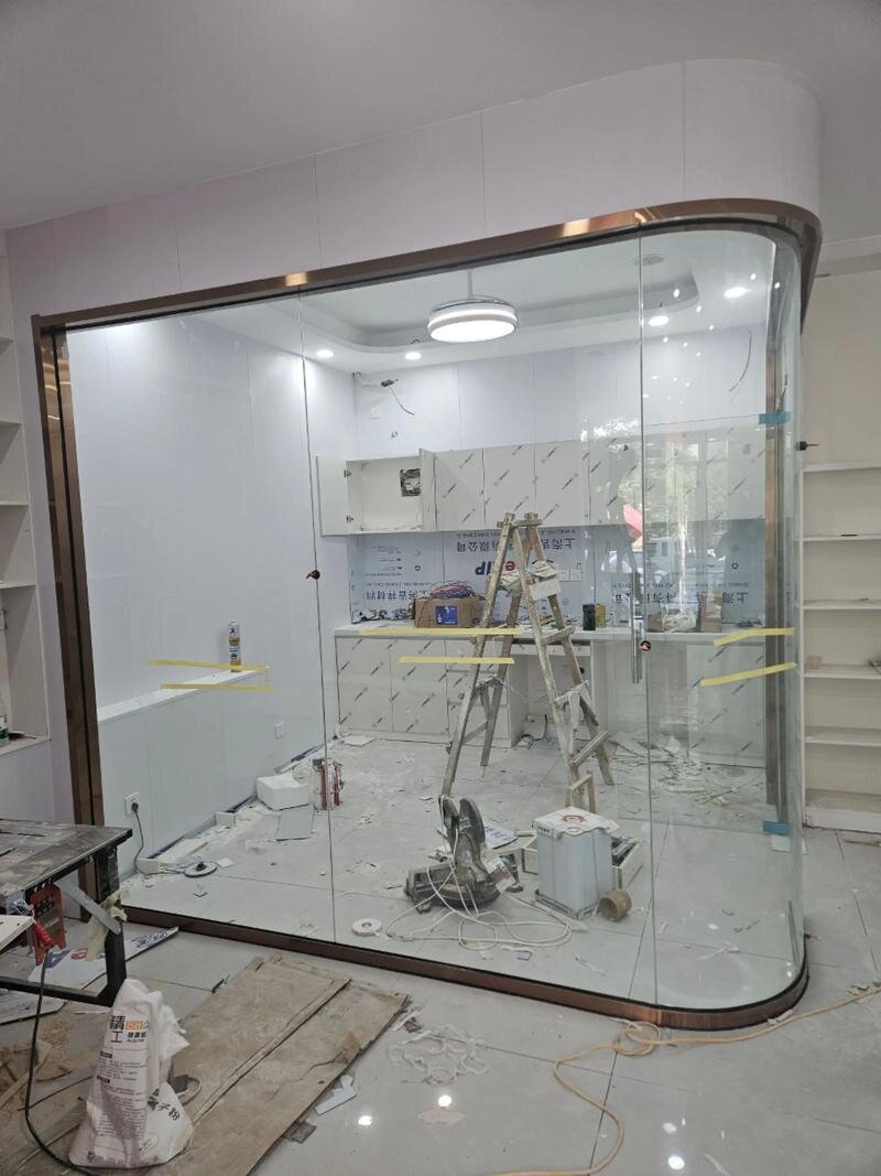 乌鲁木齐市热弯玻璃异形展柜玻璃 - 推荐